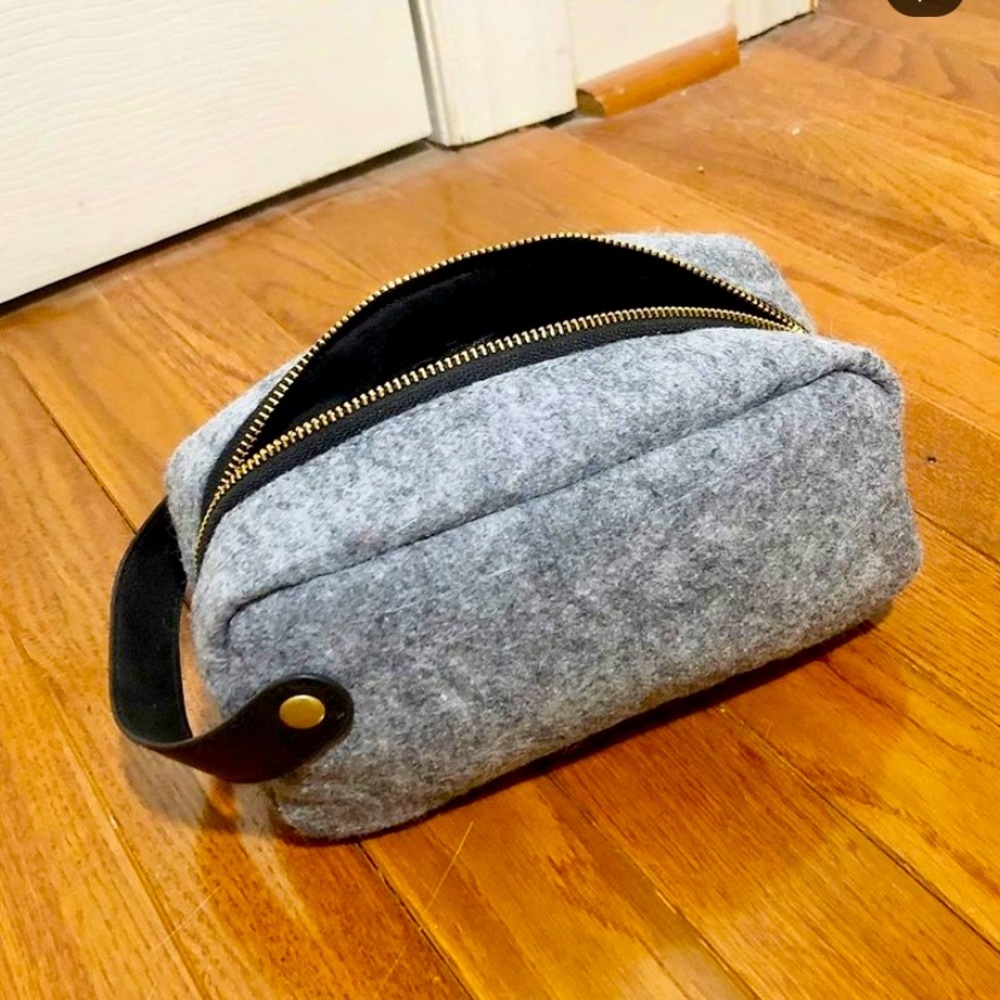 NEVER USED makeup bag